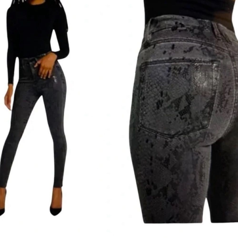 NWT Good American Good Waist High Rise Skinny Jeans